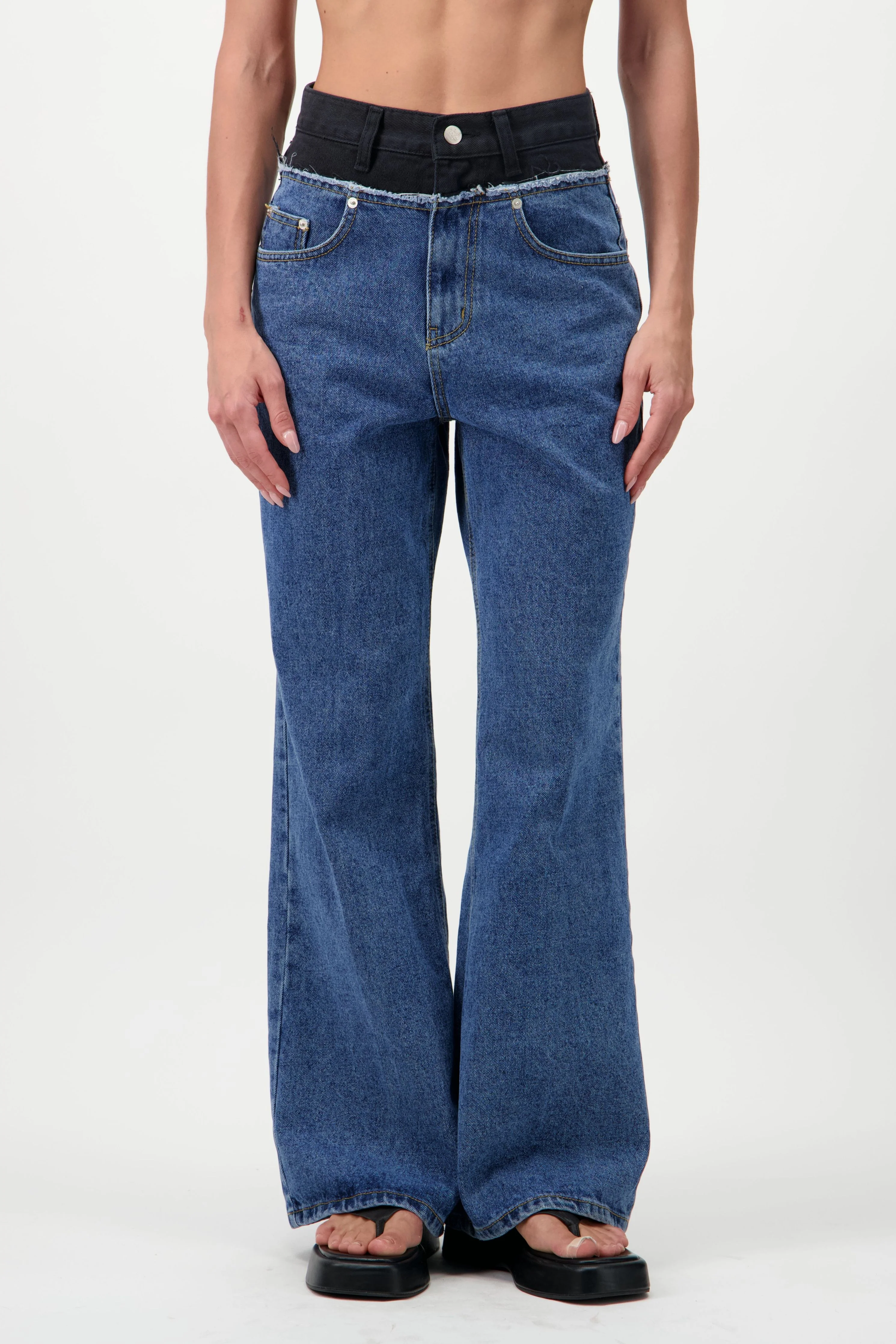 Two-Tone Denim jeans - Image 4