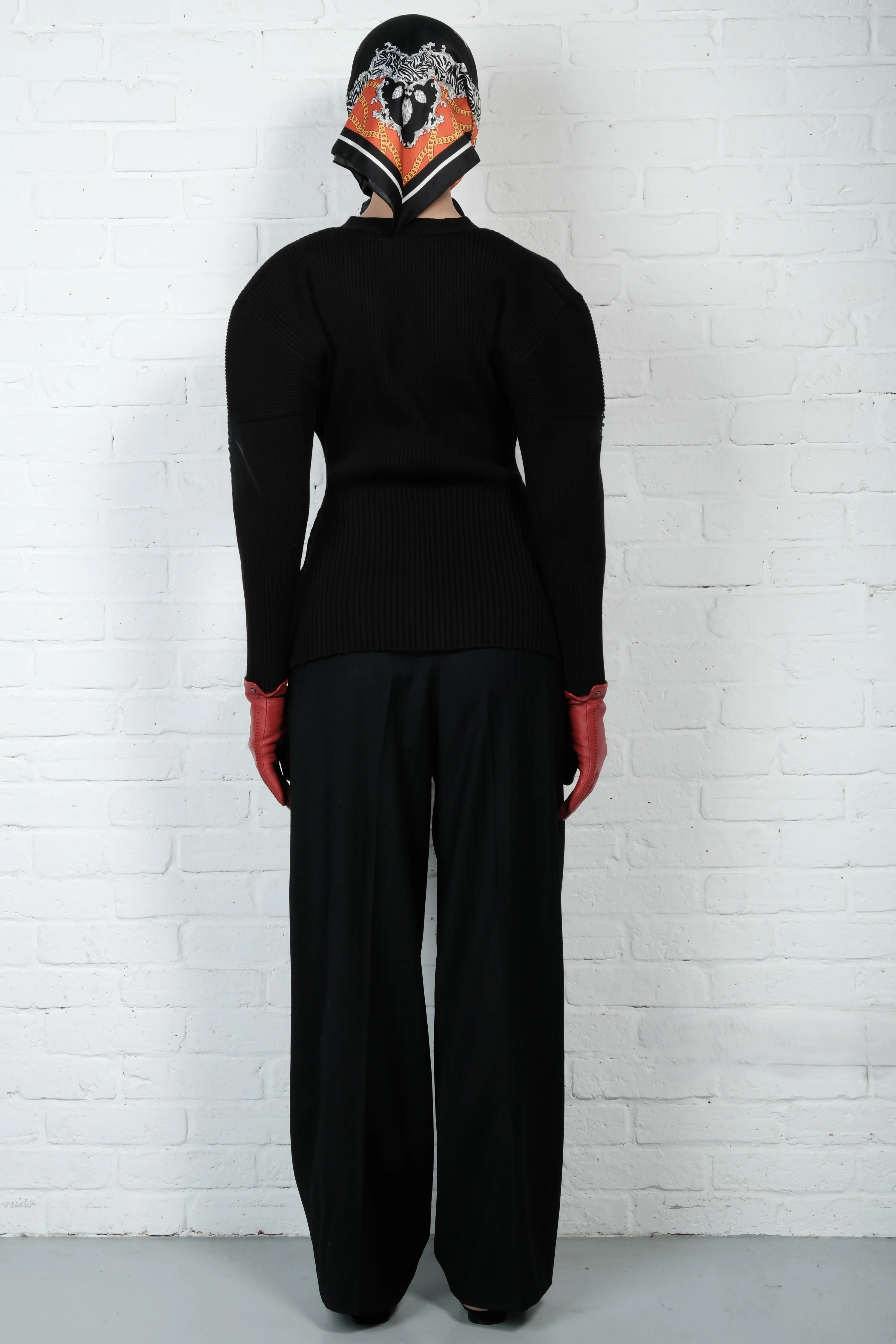 Hourglass Knit Sweater - Image 5