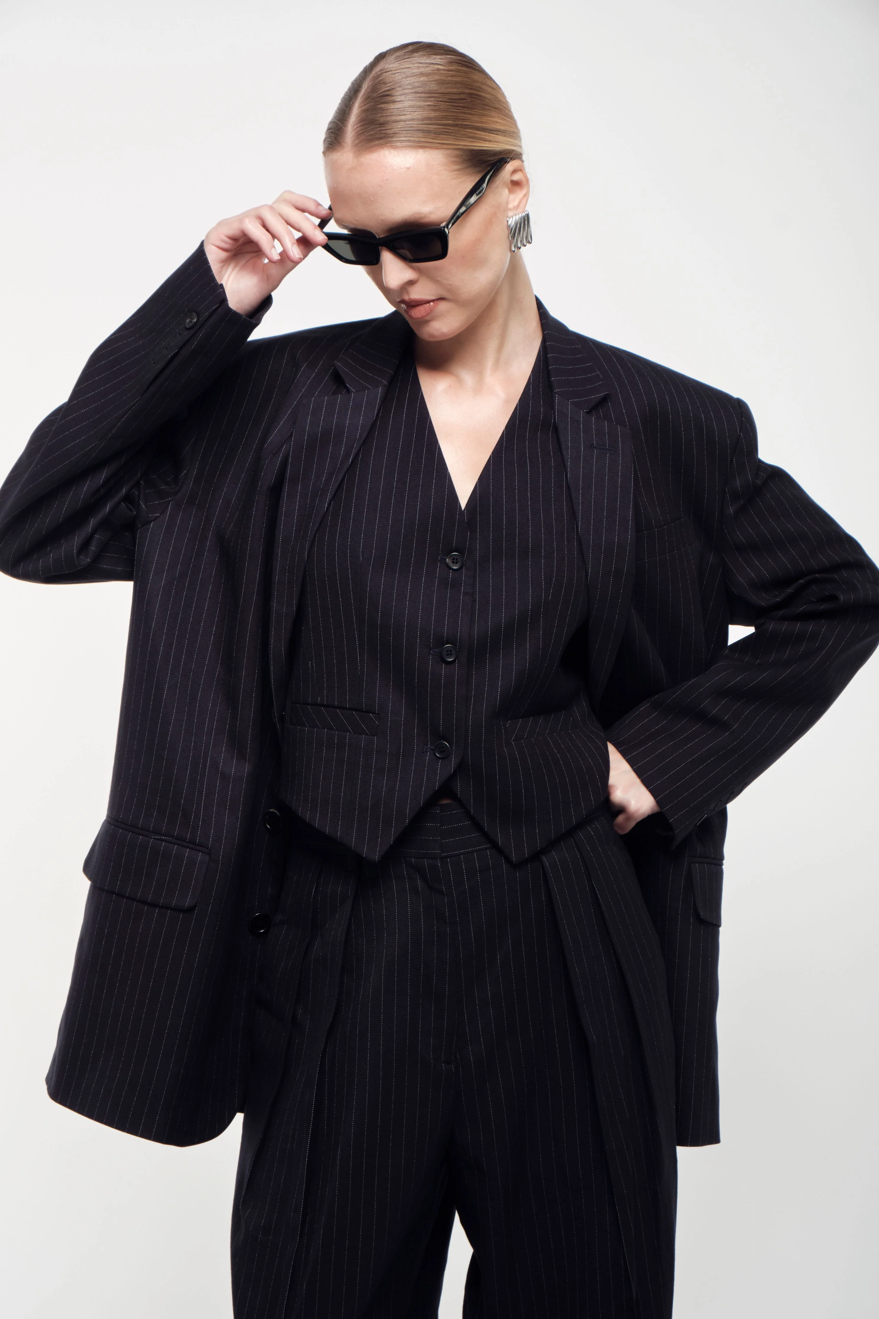 Oversized Tailored Suit Blazer - Navy - Image 9
